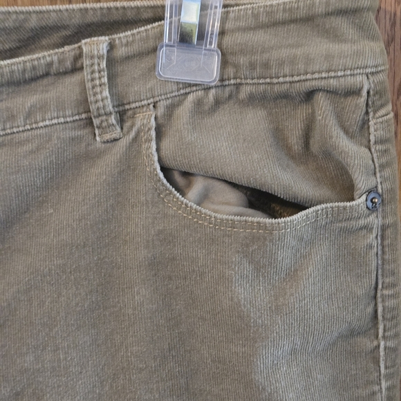 Coldwater Creek Women's 14 Tan Pinwale Corduroy Straight Leg Pants - Picture 4 of 16